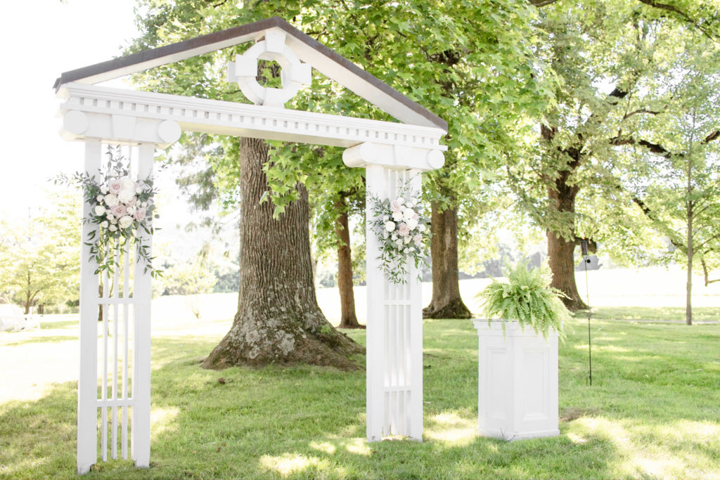 A Garden Estate Summer Wedding at Bluemont Manor in Whitehall, Virginia