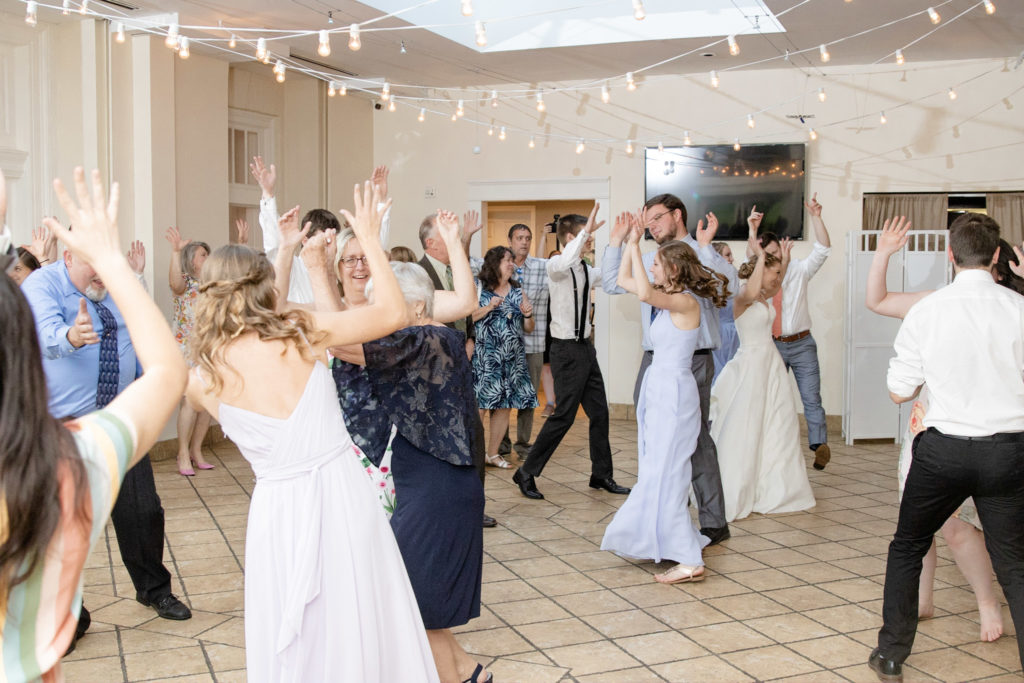 A Garden Estate Summer Wedding at Bluemont Manor in Whitehall, Virginia