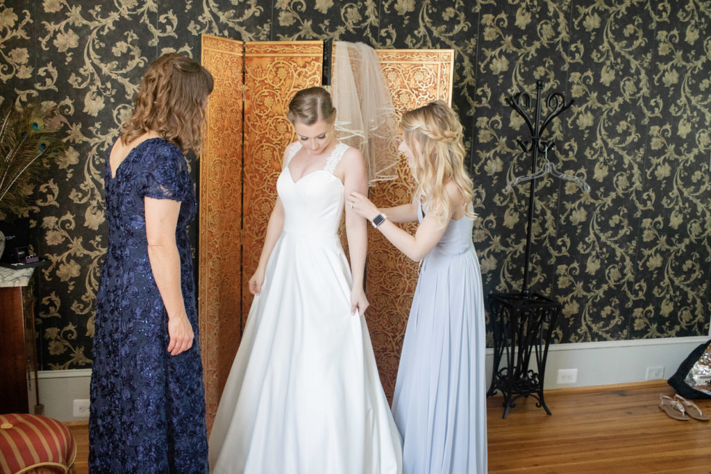 A Garden Estate Summer Wedding at Bluemont Manor in Whitehall, Virginia